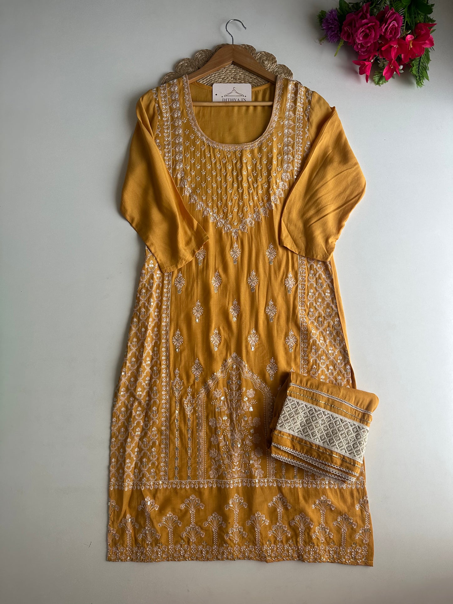 D562-Muslin straight Kurti with pants