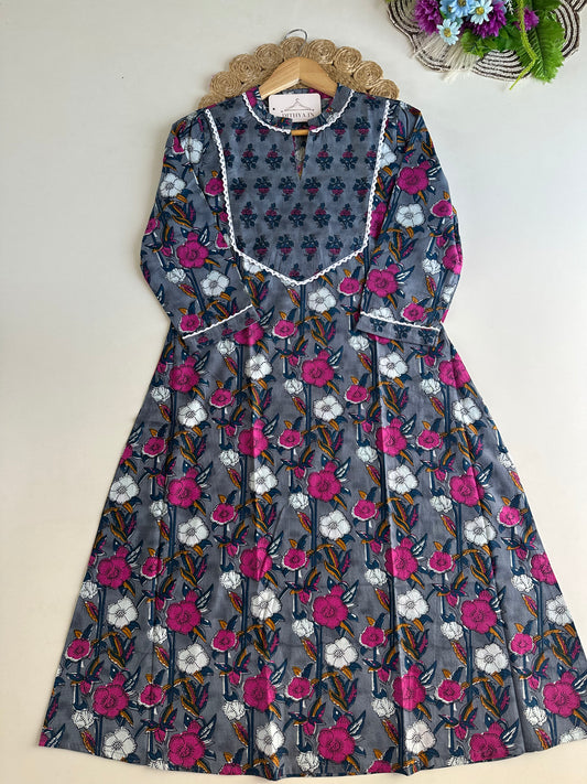 D567-Cotton Aline Kurti
