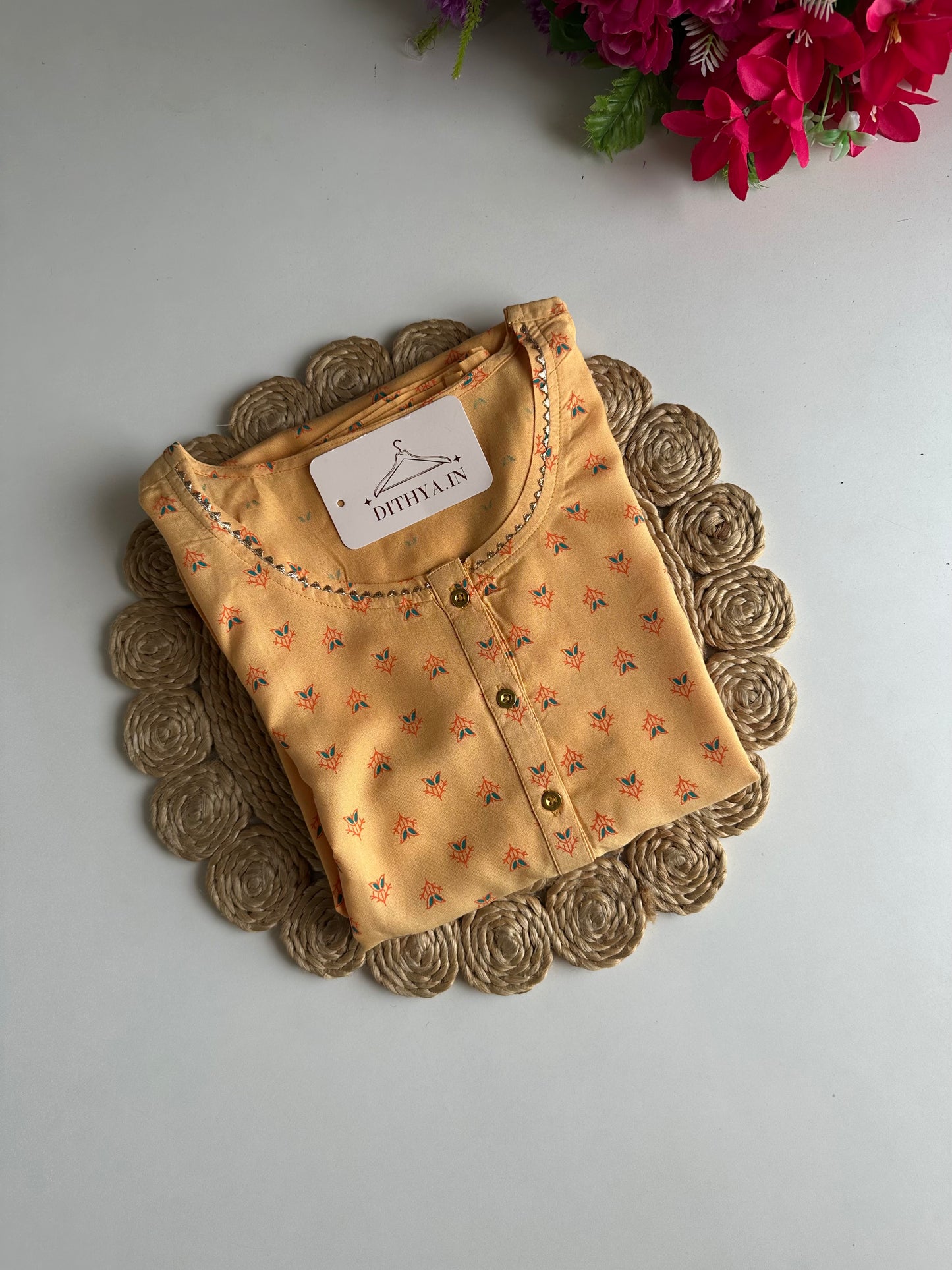 D576-Muslin straight Kurti