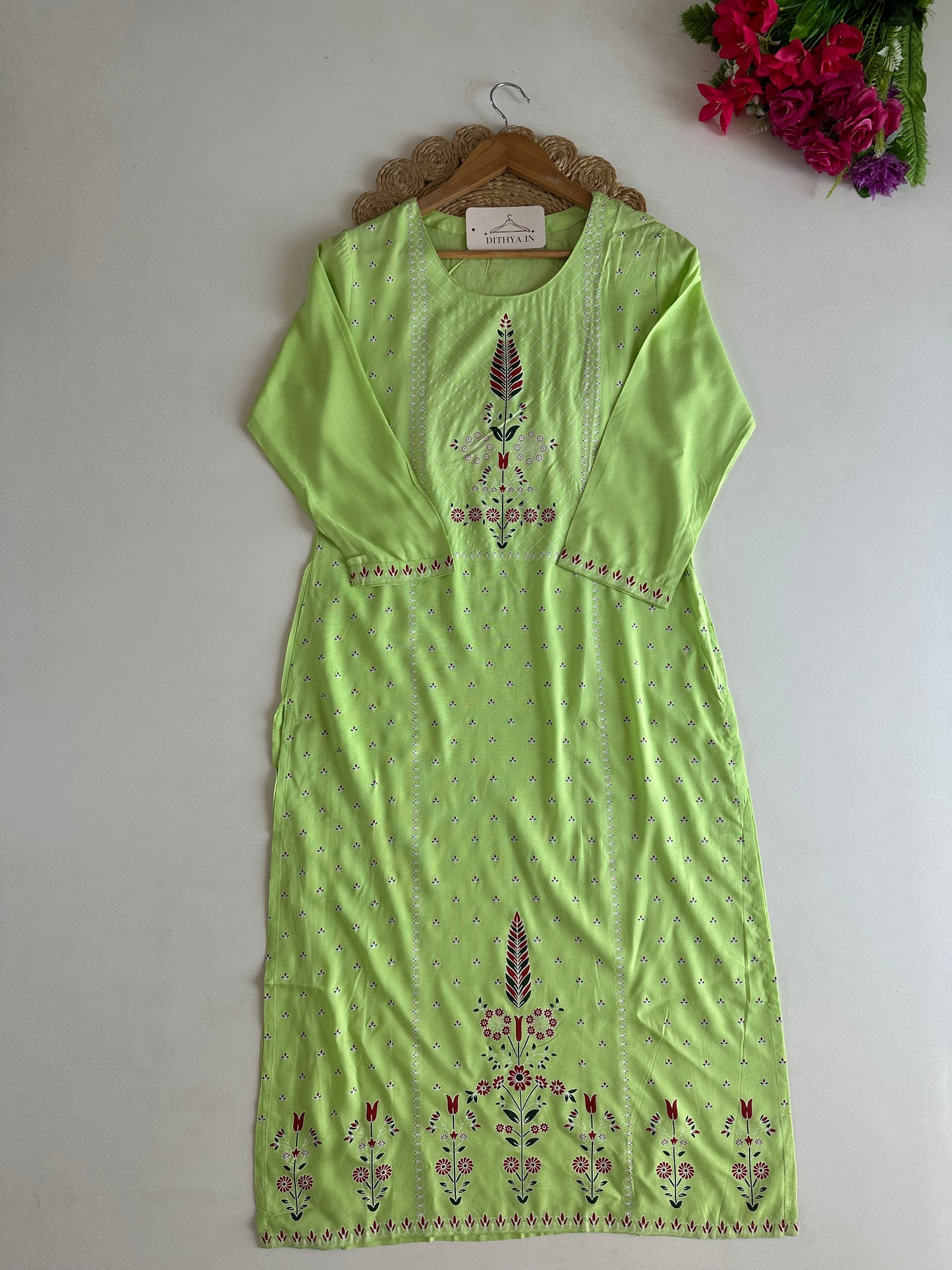 D653-Muslin straight Kurti