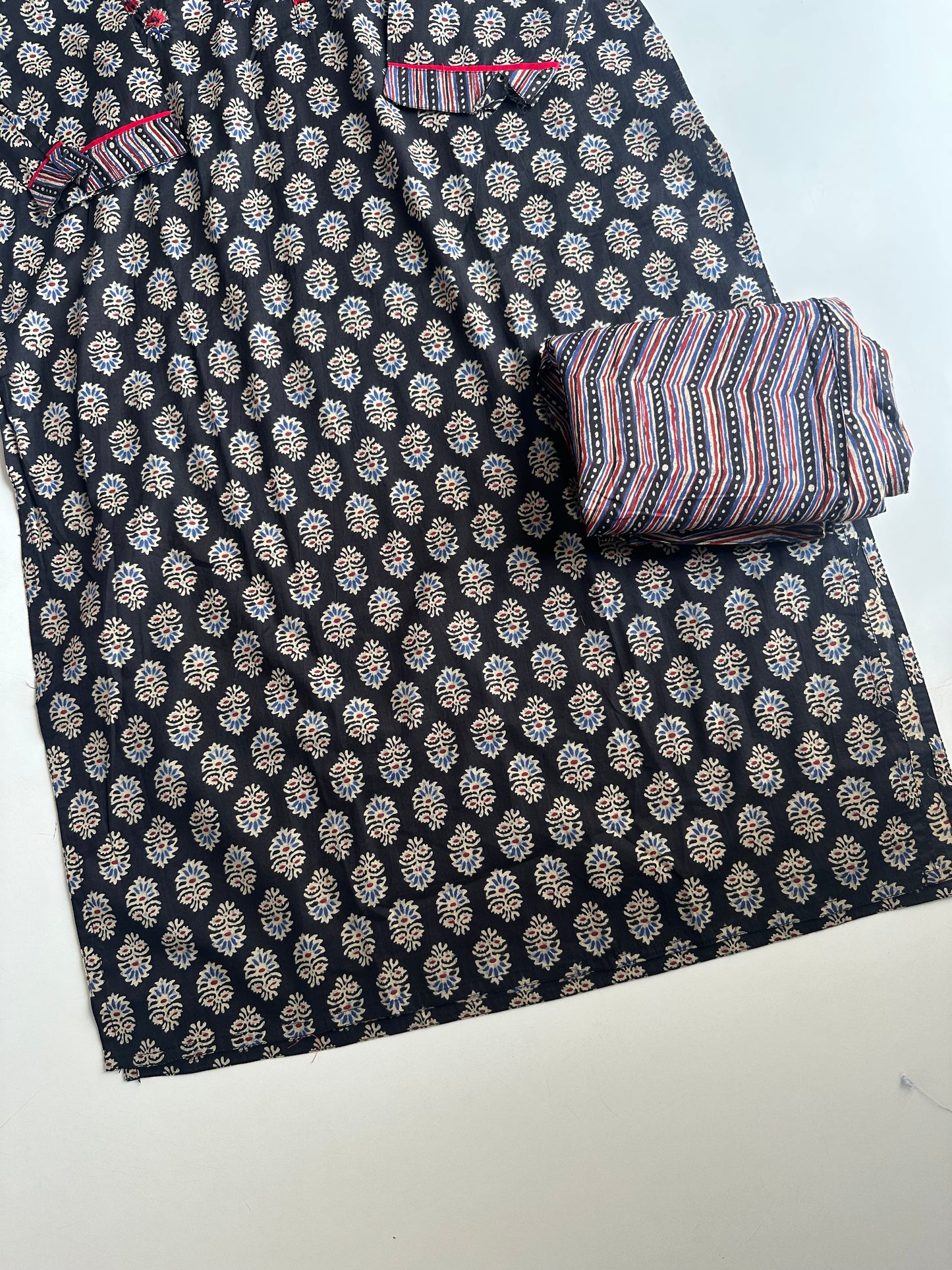 D686-Cotton straight Kurti with pants