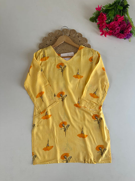 D710-Short top
