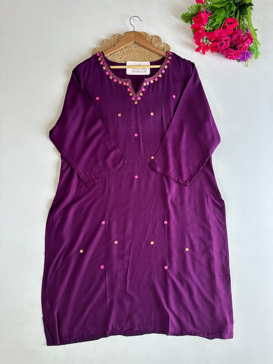 D749-Muslin straight Kurti