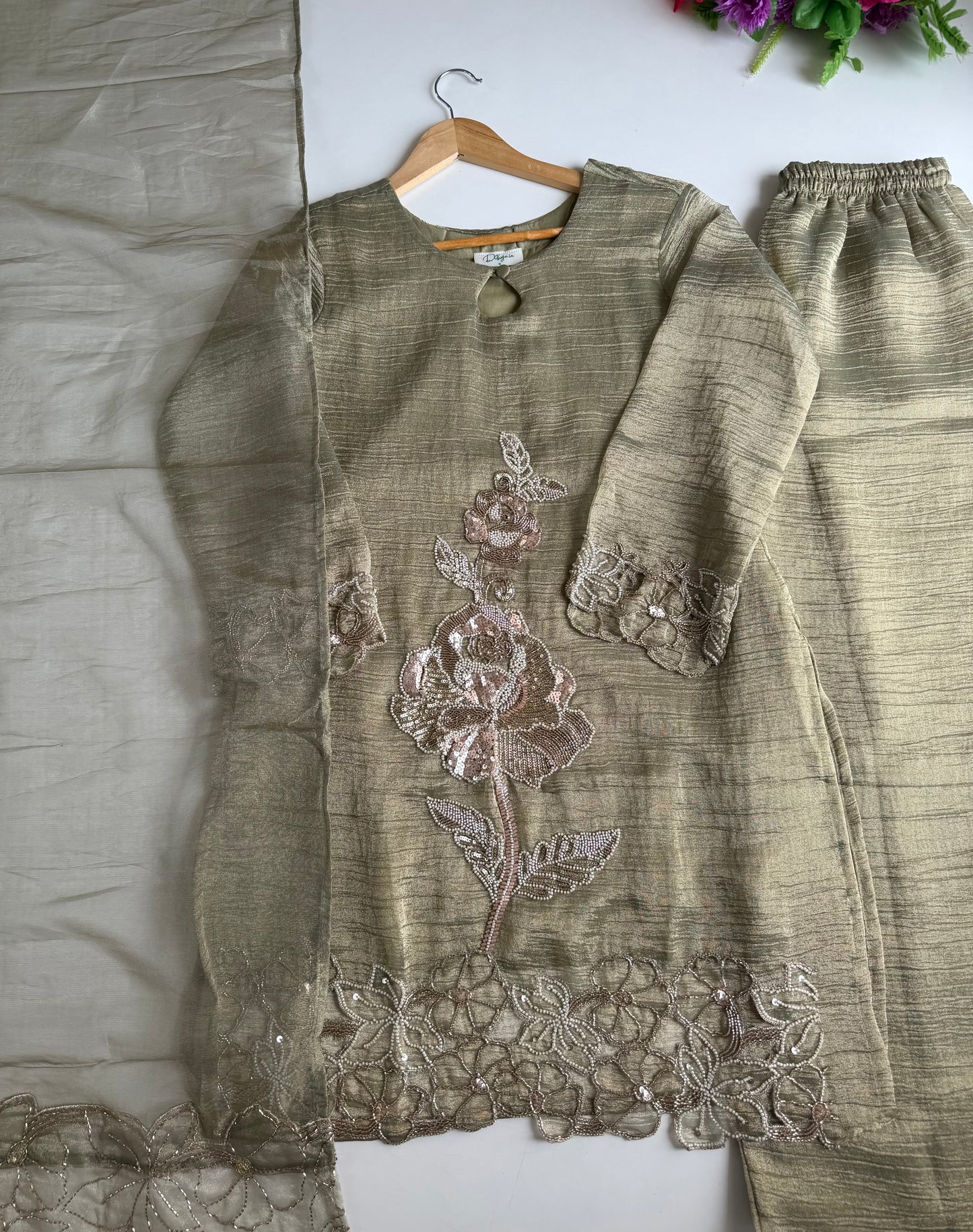 K511 - Crushed tissue silk handwork short Kurti with divider pants and dupatta