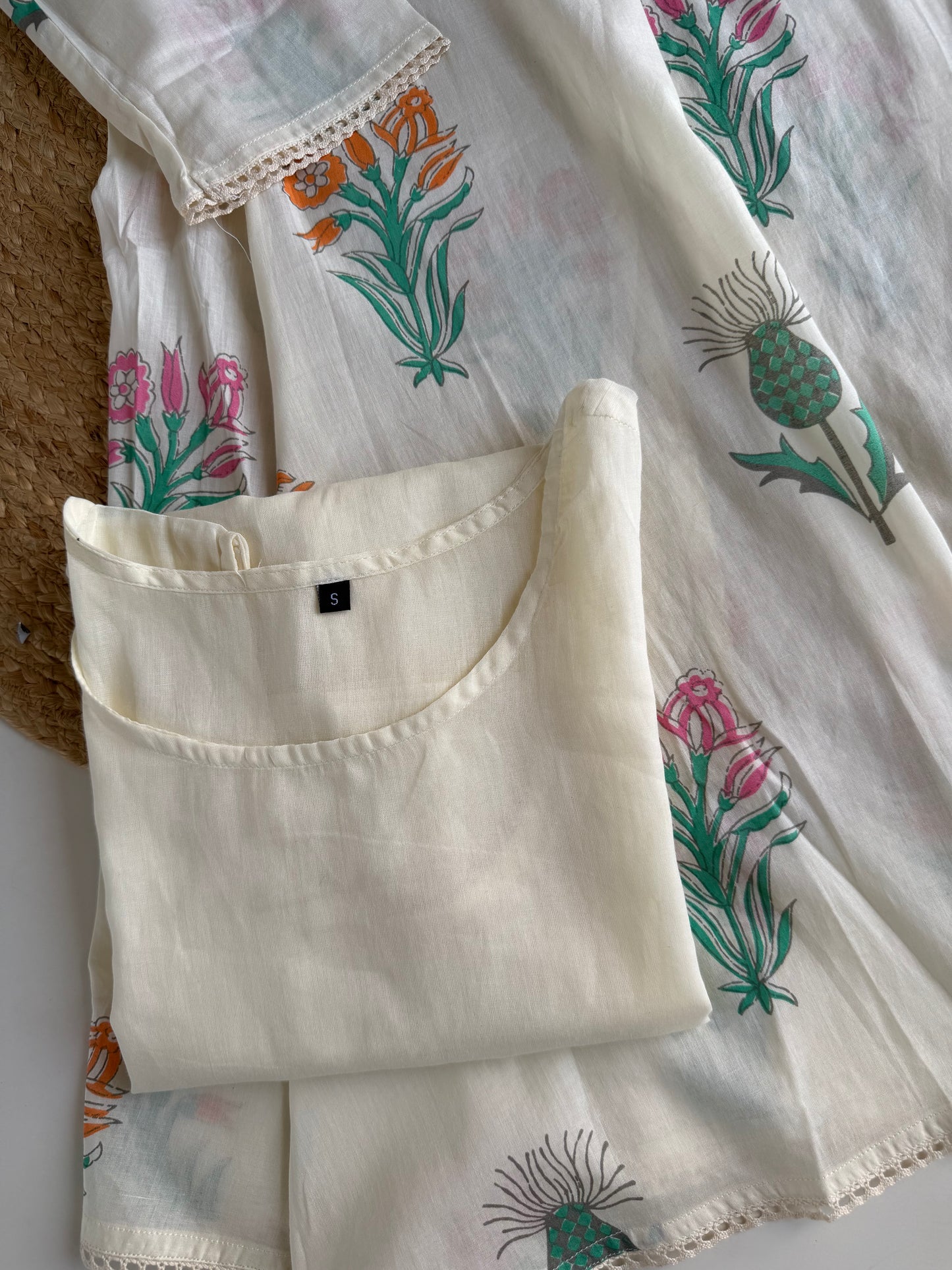 K094 - Mul cotton embroidered coord set