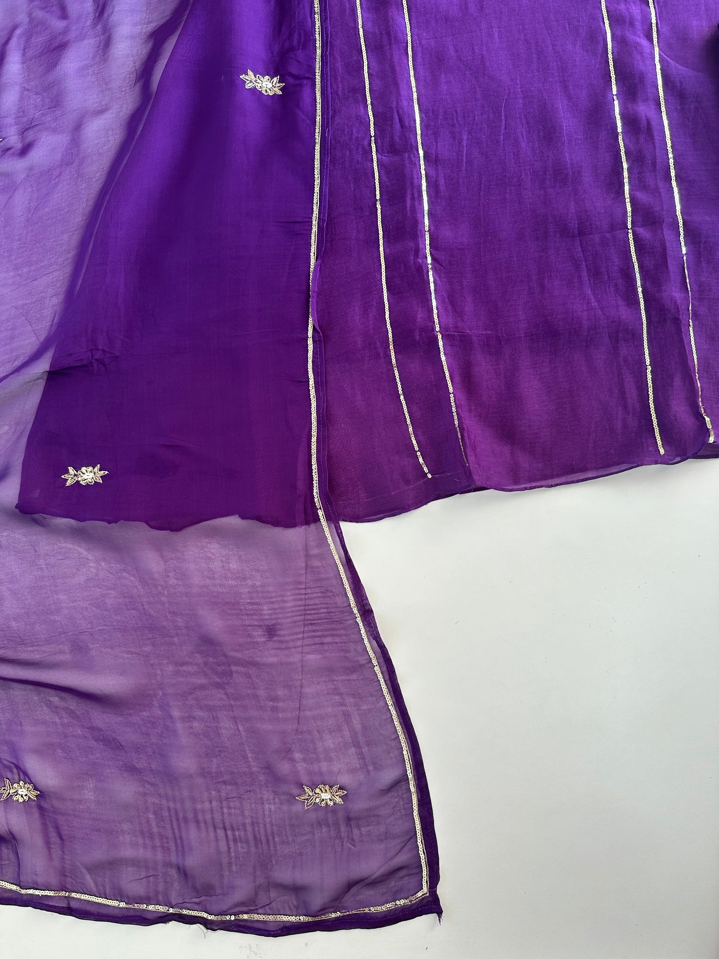K070 - Mul Chanderi handwork Aline Kurti with pants and dupatta