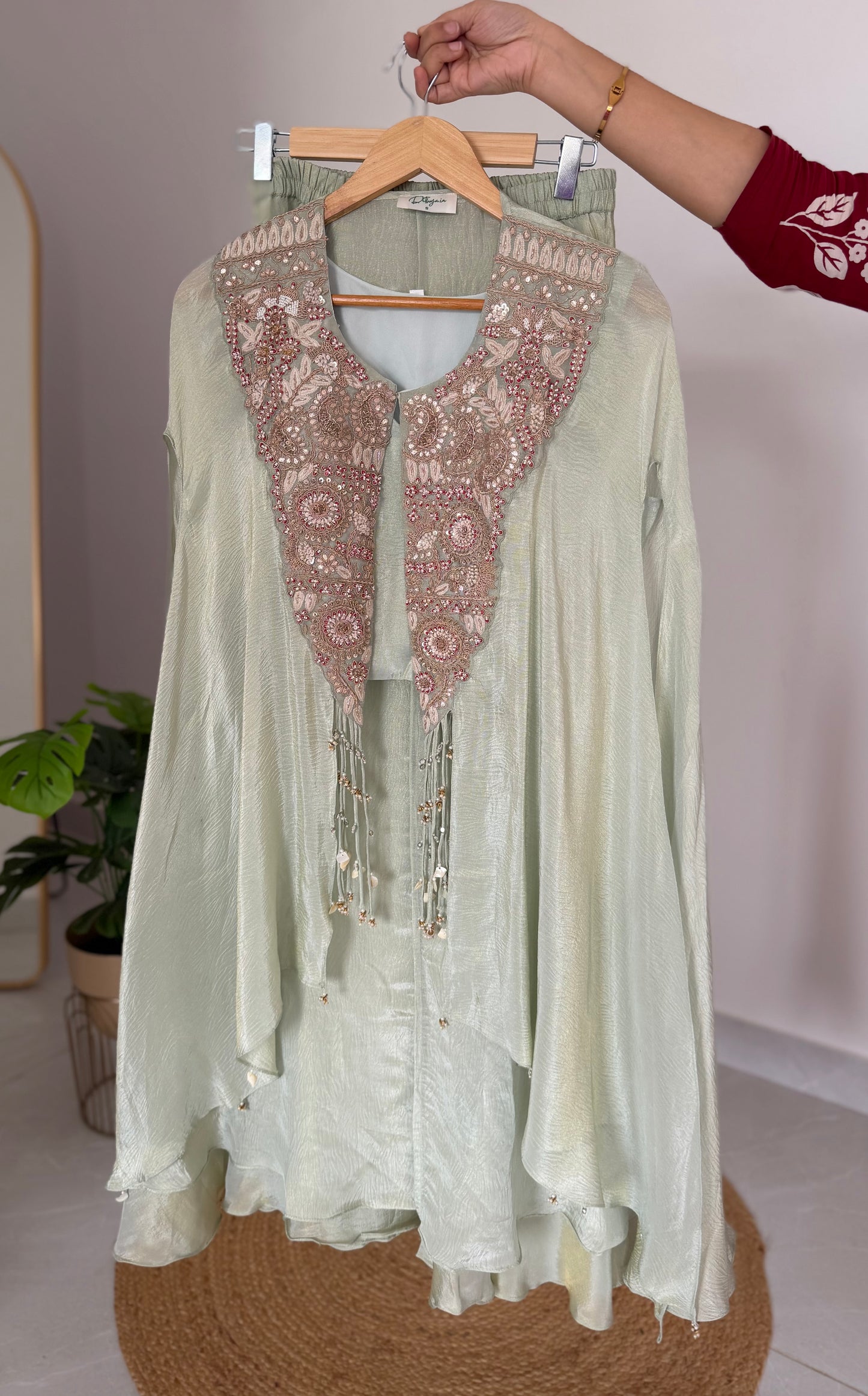 K577 - Tissue silk handwork kaftan with divider pants