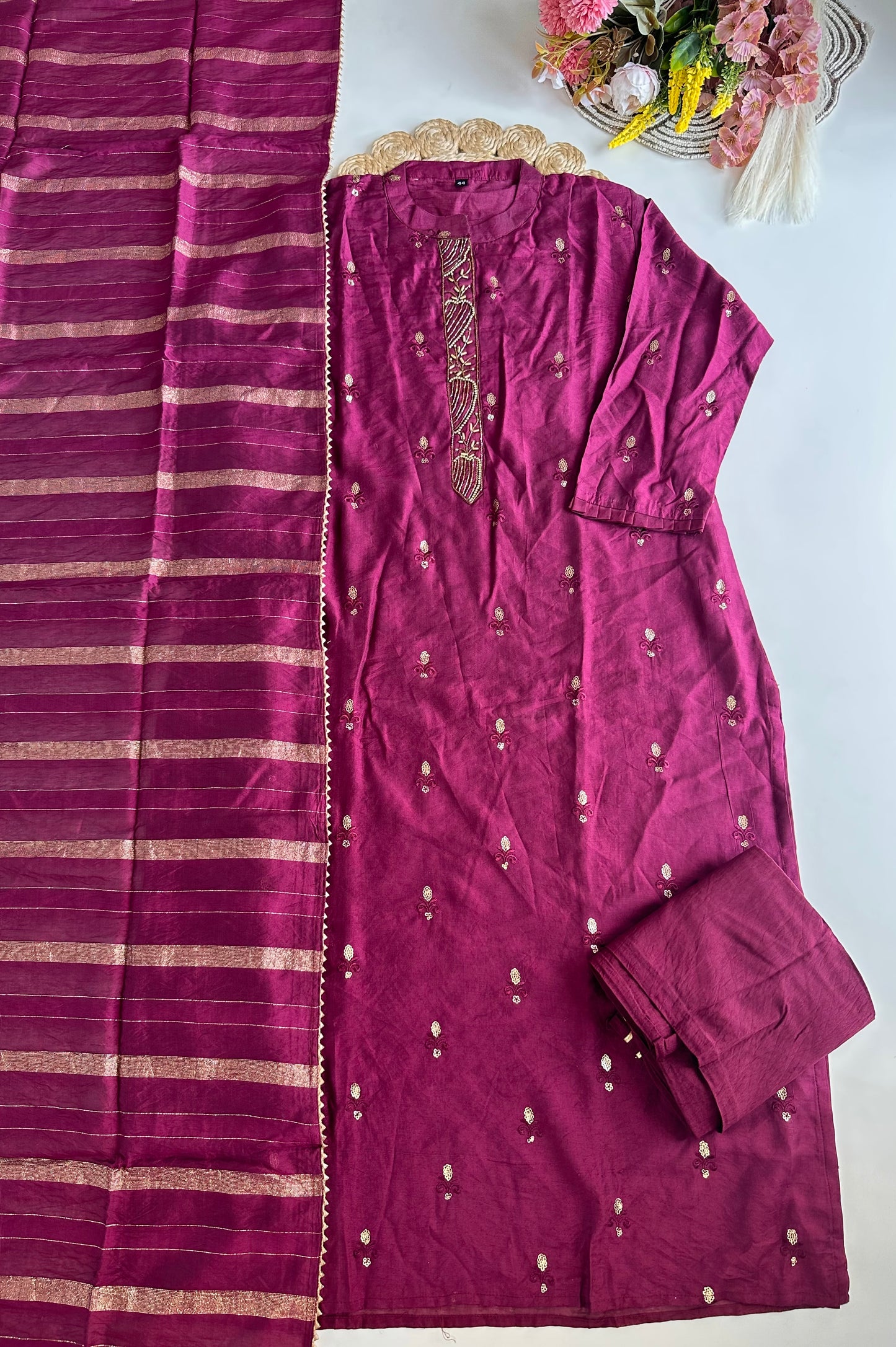 D443 - Dola silk straight Kurti with pants and dupatta