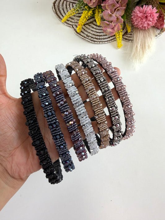 A068 - Beaded hairband in 7 colours (price for each)