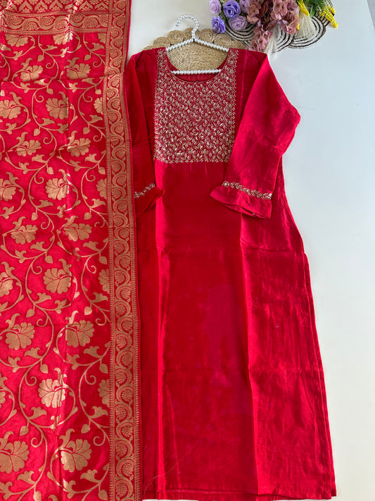 D402-Dola silk straight kurti with pants and dupatta