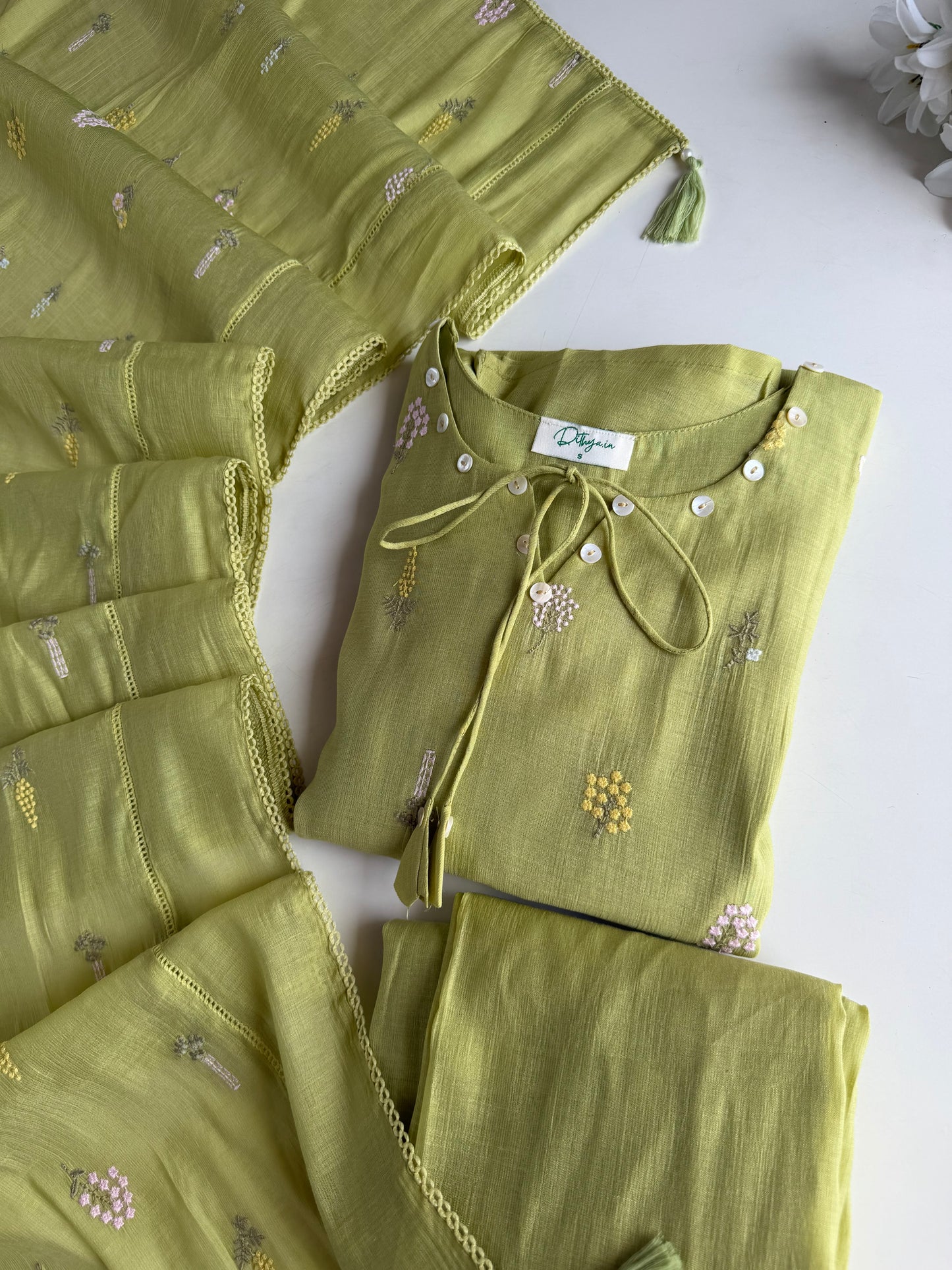K736 - Surat Mul chanderi paisley embroidered Aline Kurti with pants and dupatta in 2 colours