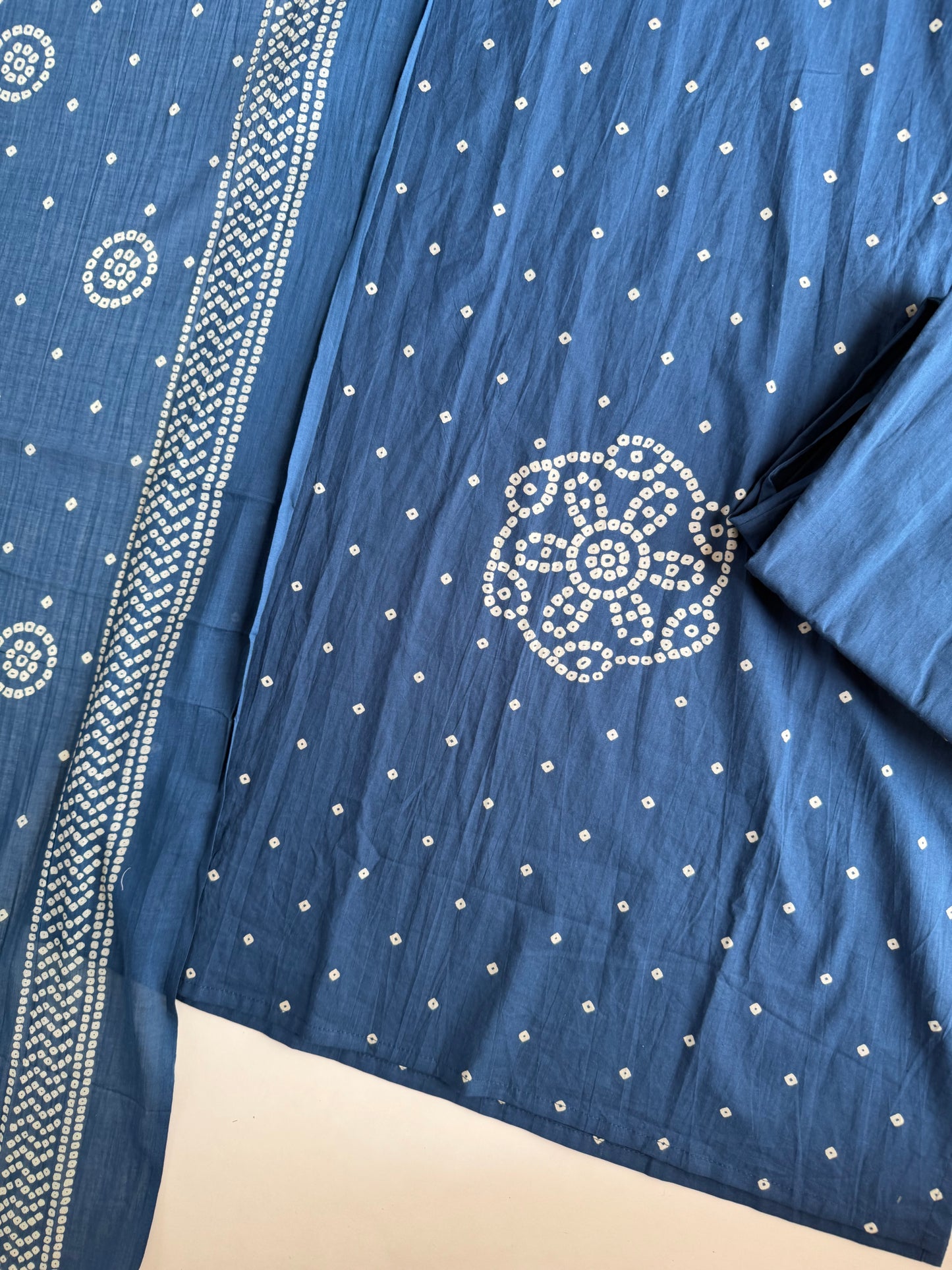 K643 - Mul cotton bandhini straight Kurti with pants and dupatta