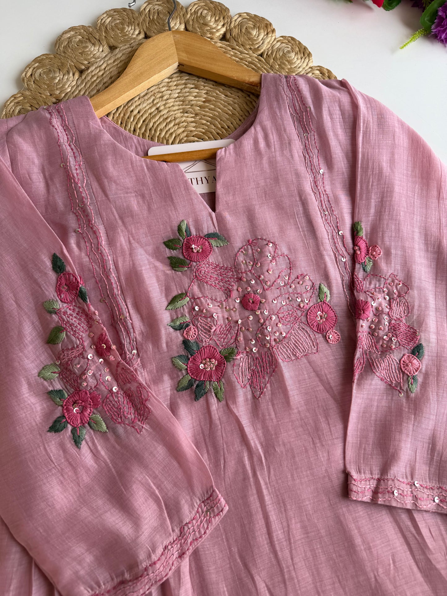 K443 - Mul chanderi embroidered coord set