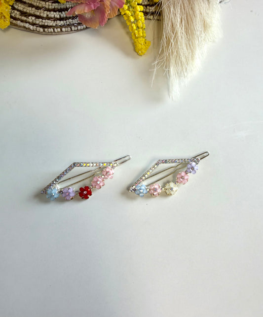 A048 - Set of 2 hair clips