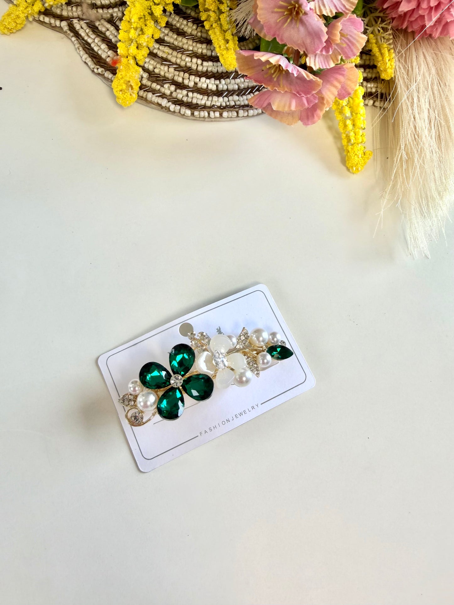 A046 - Designer stone hair clip