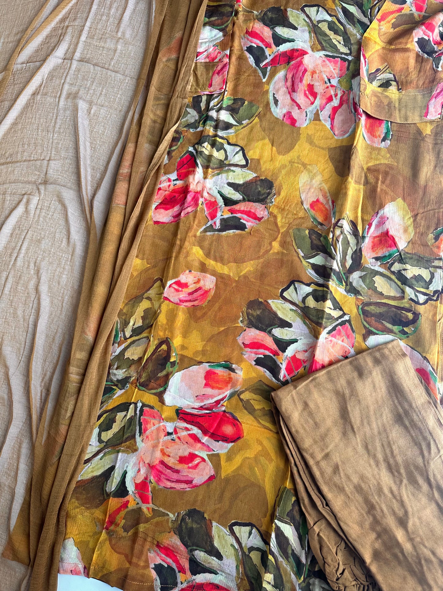 D433 - Chinnon straight kurti with pants and dupatta