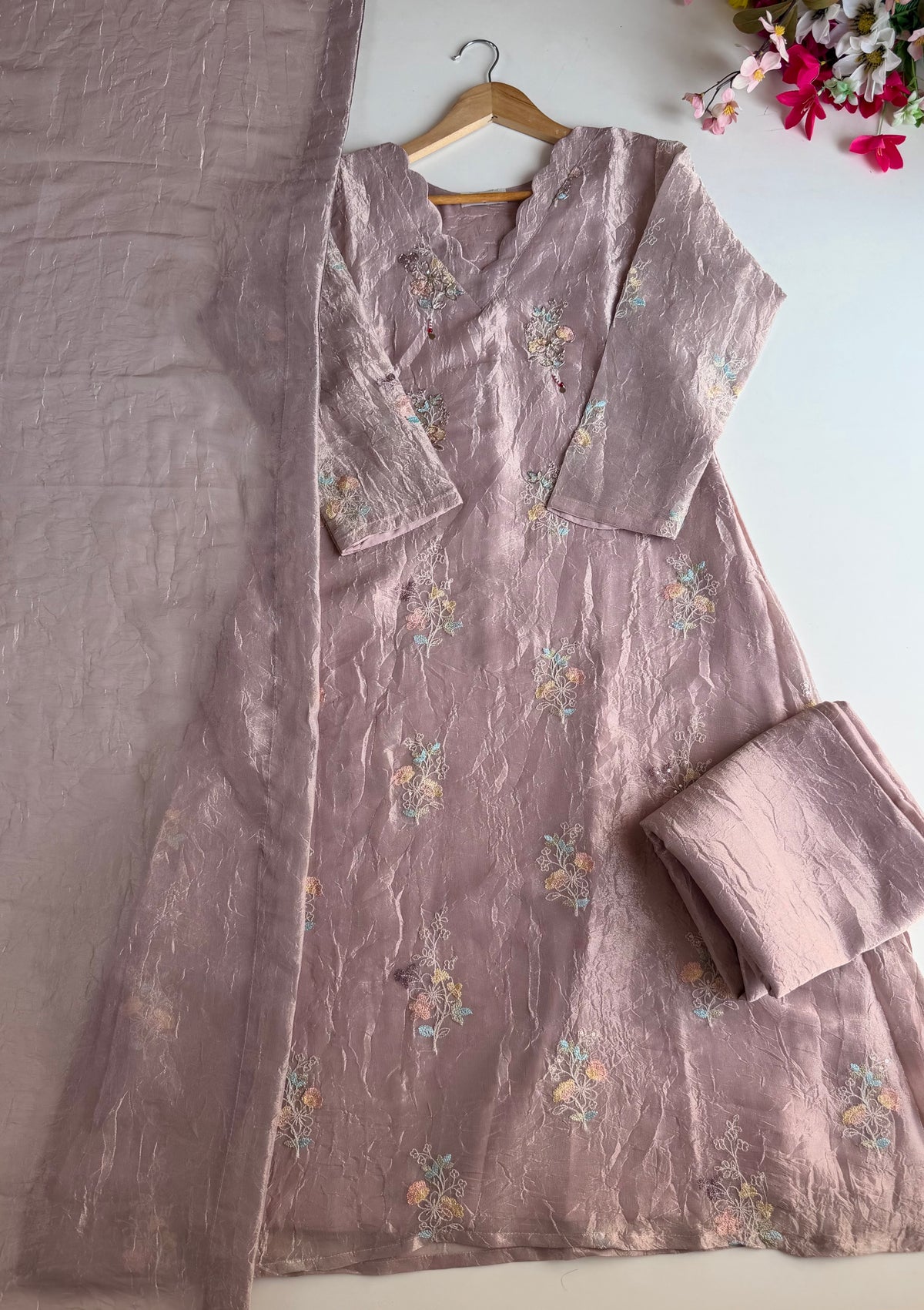 K507 - Crush tissue floral embroidered Aline Kurti with pants and dupatta
