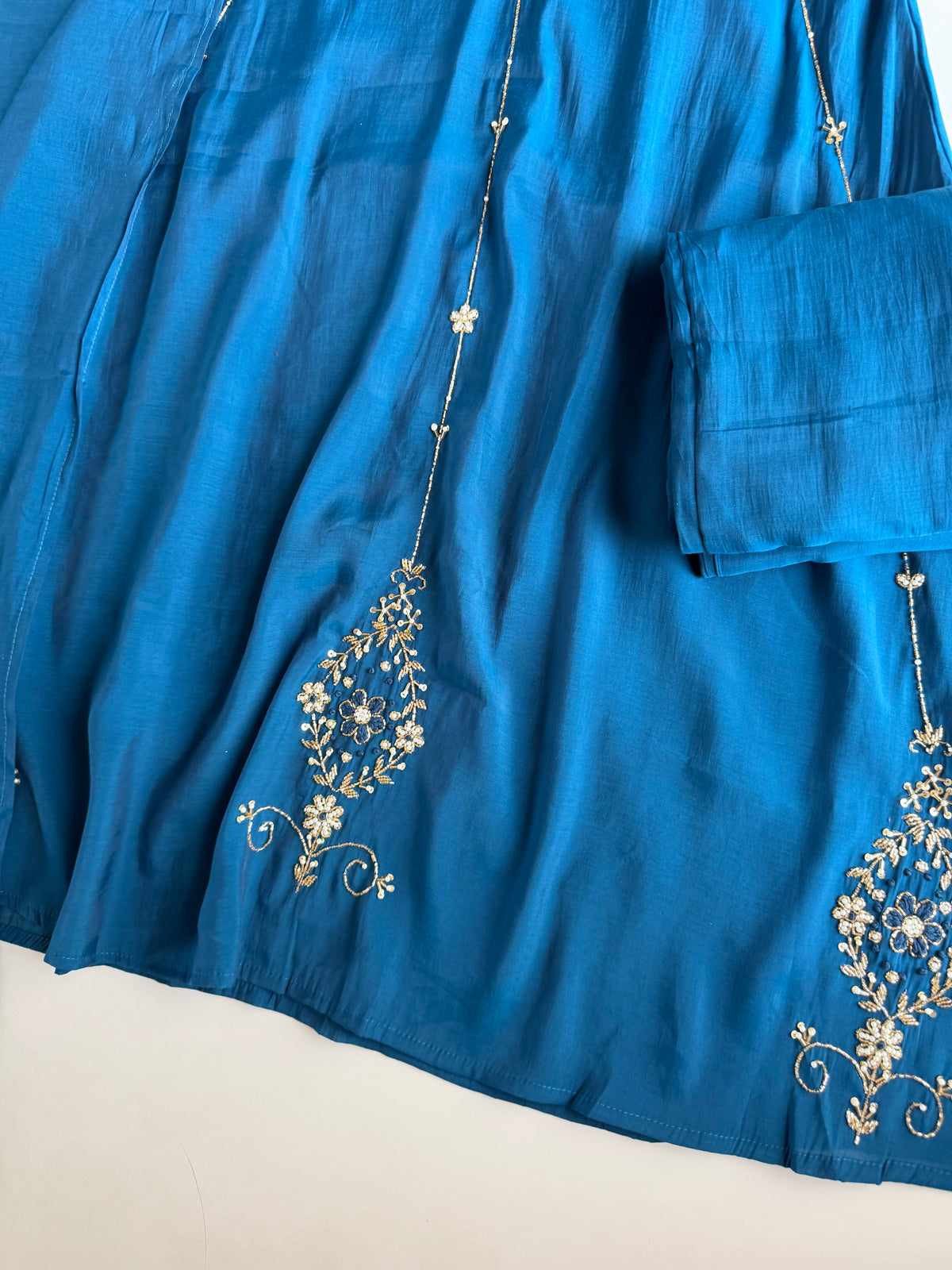 K690 - Surat mul chanderi handwork aline Kurti with pants and dupatta