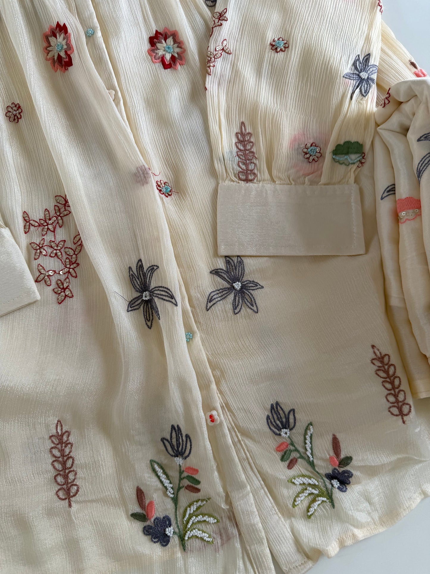 K483 - Pure Chinnon handwork coord set in 2 colours