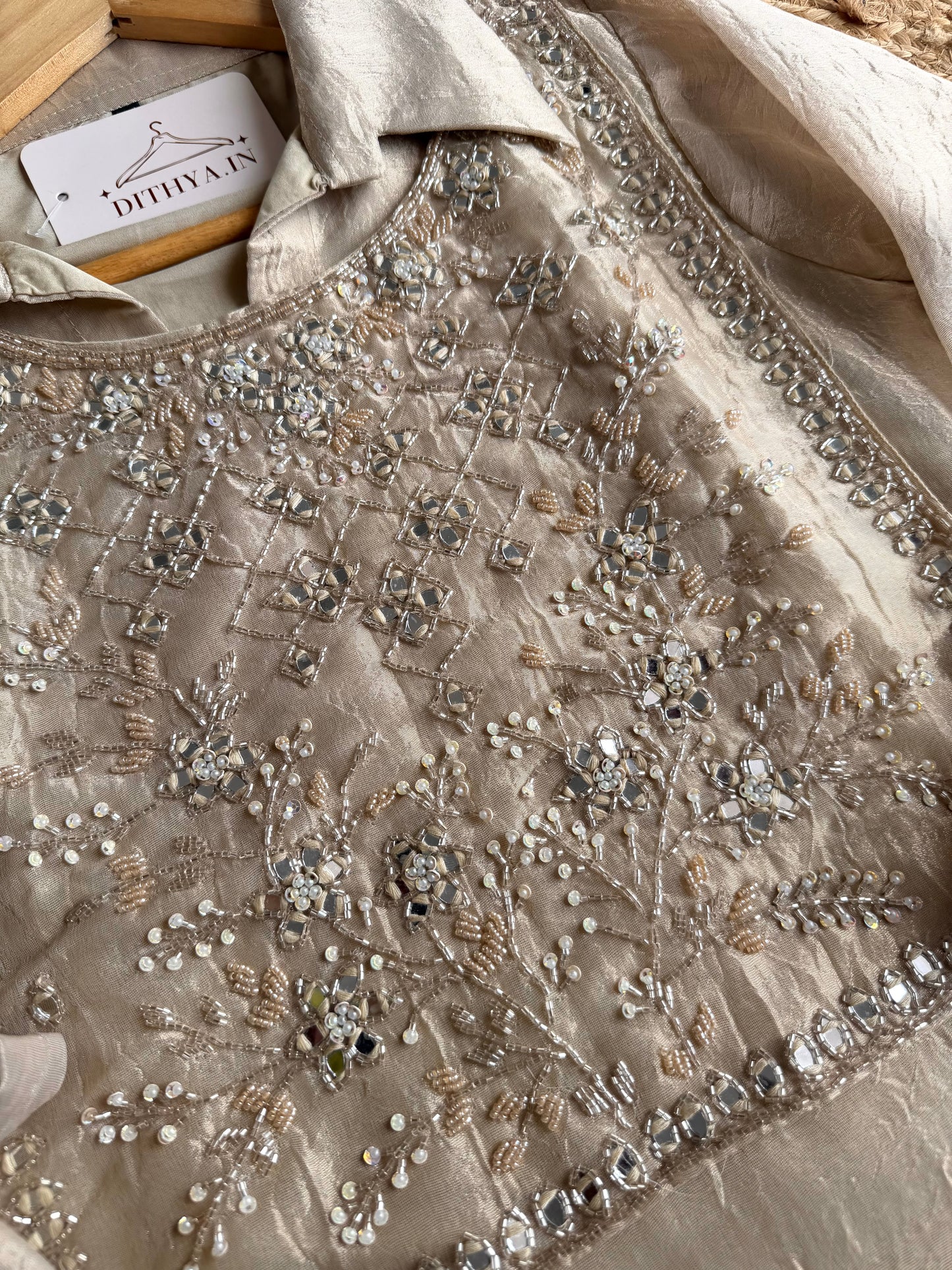 K239 - Crush tissue silk handwork coord set