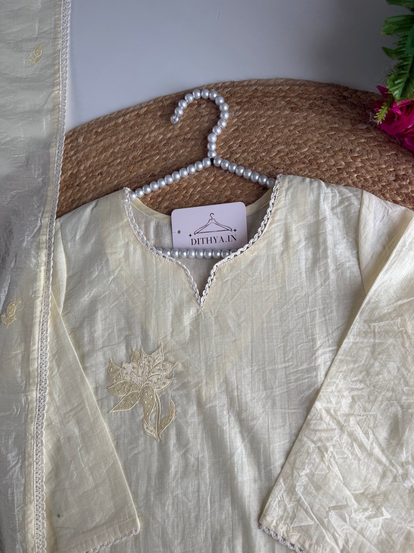 K006 - Crushed muslin embroidered straight Kurti with pants and dupatta