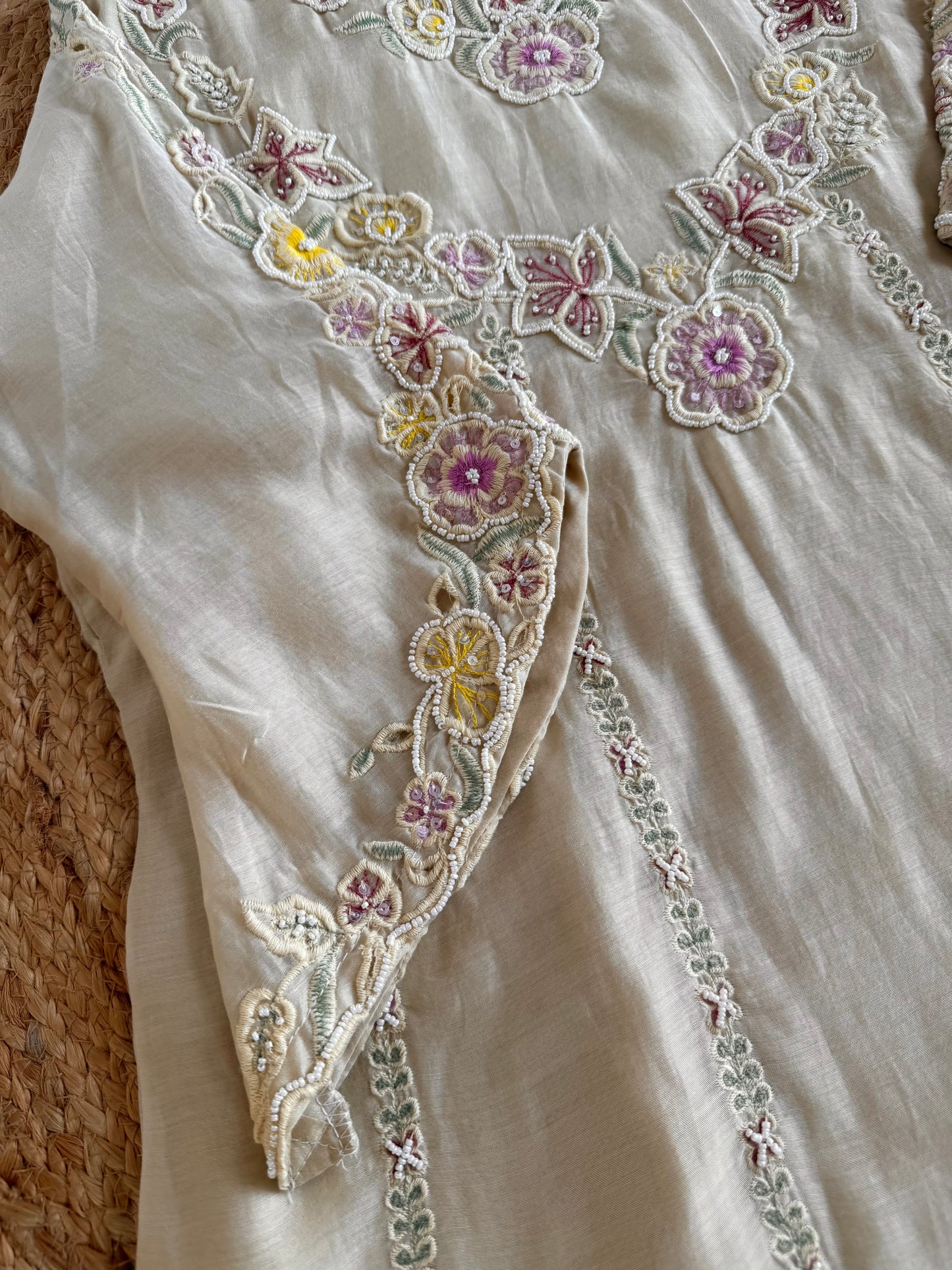 K353 - Premium Mul chanderi handwork coord set