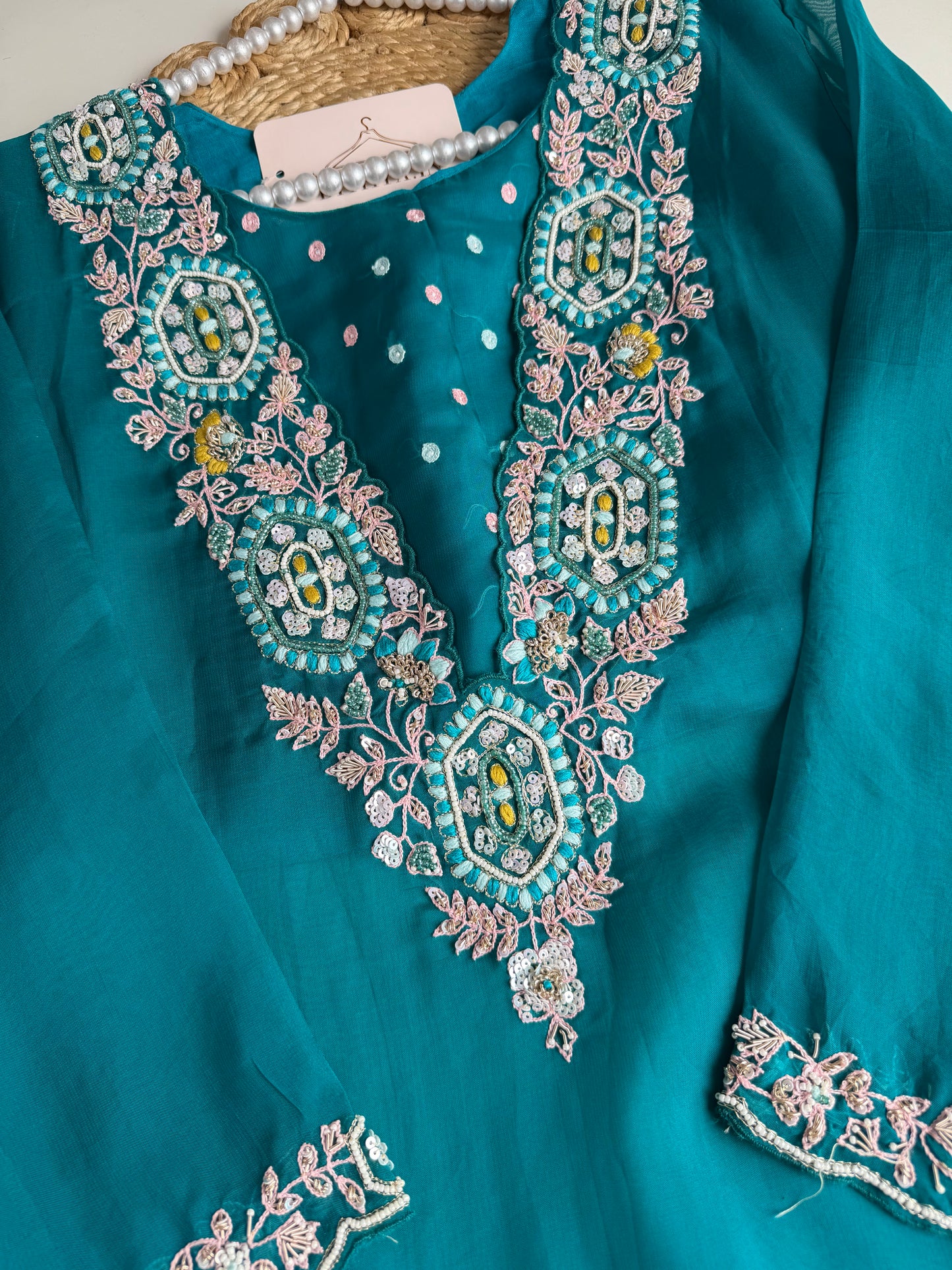 K115 - Georgette handwork Kurti with inner and pants