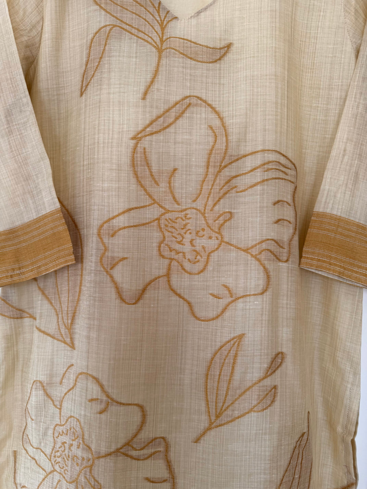 K172 - Chanderi silk embroidered straight Kurti with pants and dupatta