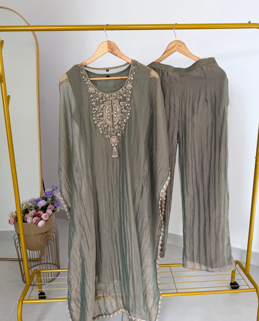 K506 - Glass tissue silk handwork kaftan with inner and pants