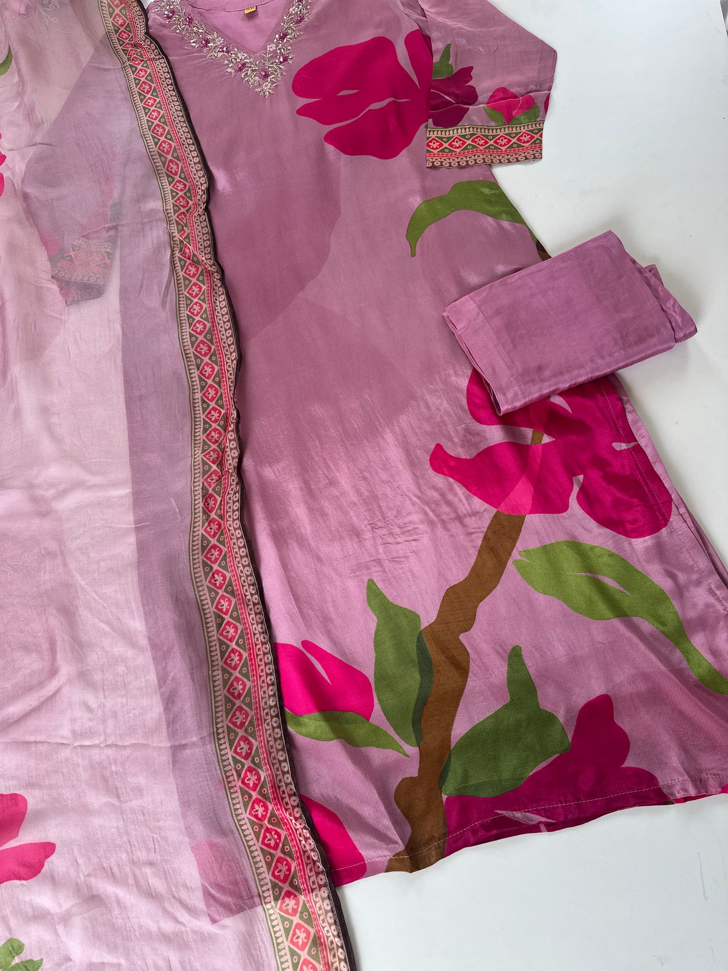 K094 - Crepe silk kurti with pants and dupatta