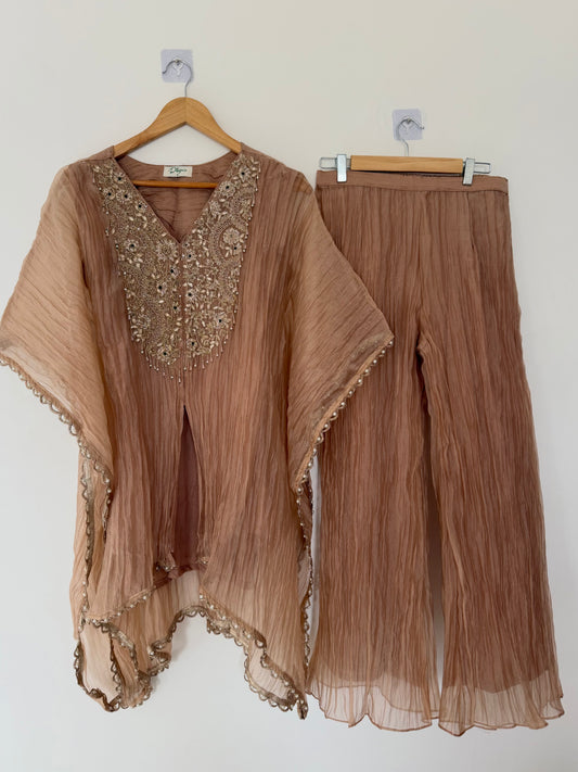 K058 - Crush tissue silk handwork coord set