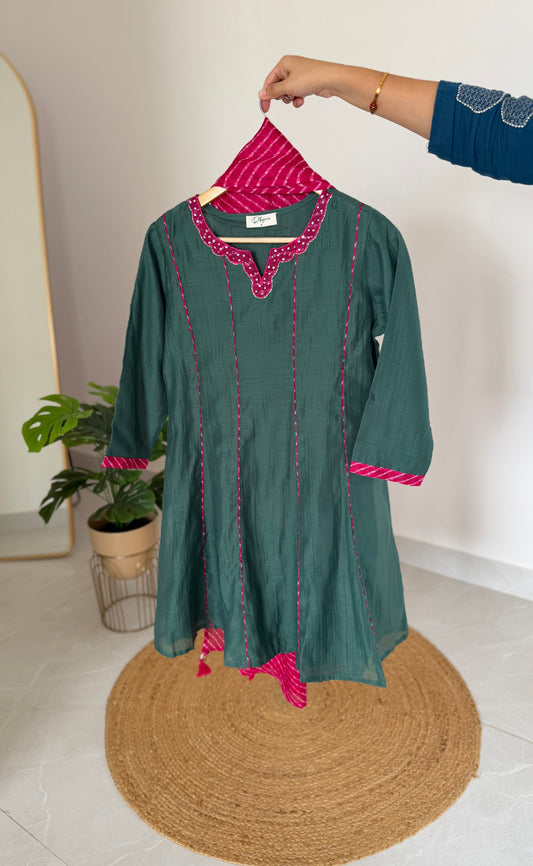 K564 - Muslin silk bandhini Farshi salwar with pants and dupatta